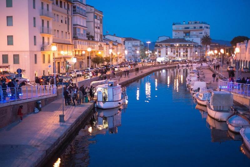 Casavacanza Villa D Funny Viareggio Zewnętrze zdjęcie